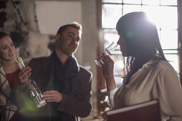 Comment organiser des dégustations de bières artisanales dans votre restaurant bar